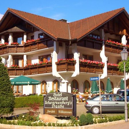 Hotel Schwarzenbergs Traube Glottertal Exterior photo